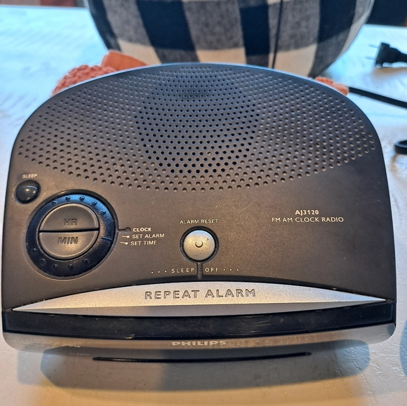 Philips alarm clock radio. Wsq - Picture 2 of 2